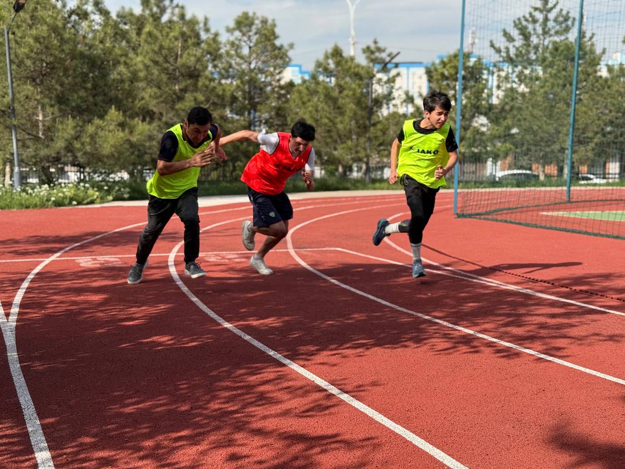 TIU talabalari “Yangi O‘zbekiston talabalari olimpiadasi”da yengil atletikada sovrinli o‘rinlarni qo‘lga kiritdi