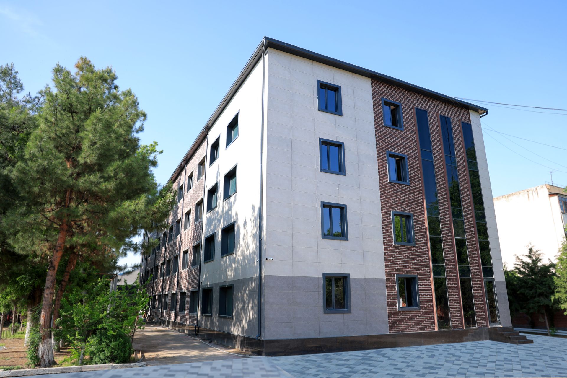 Universitet talabalar yotoqxonasi